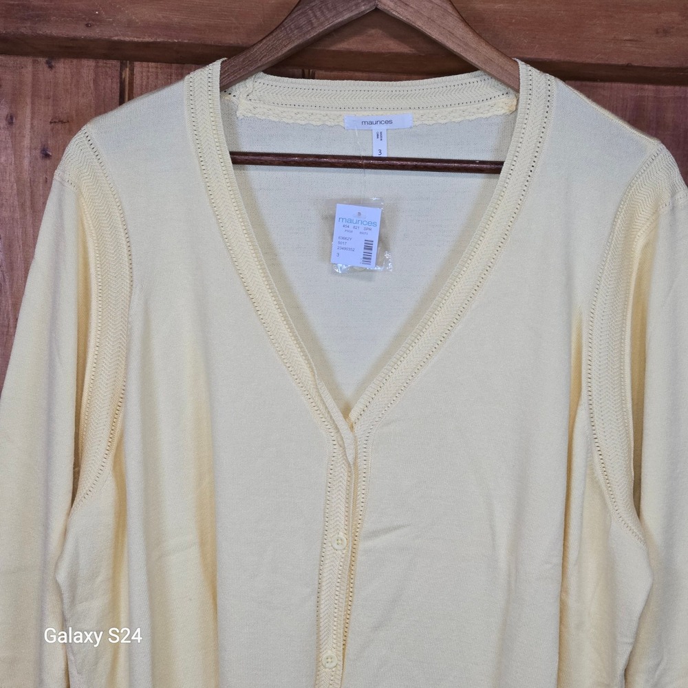 maurices Women's Light Yellow‎ V-Neck Button Up Cardigan Sweater Size 22